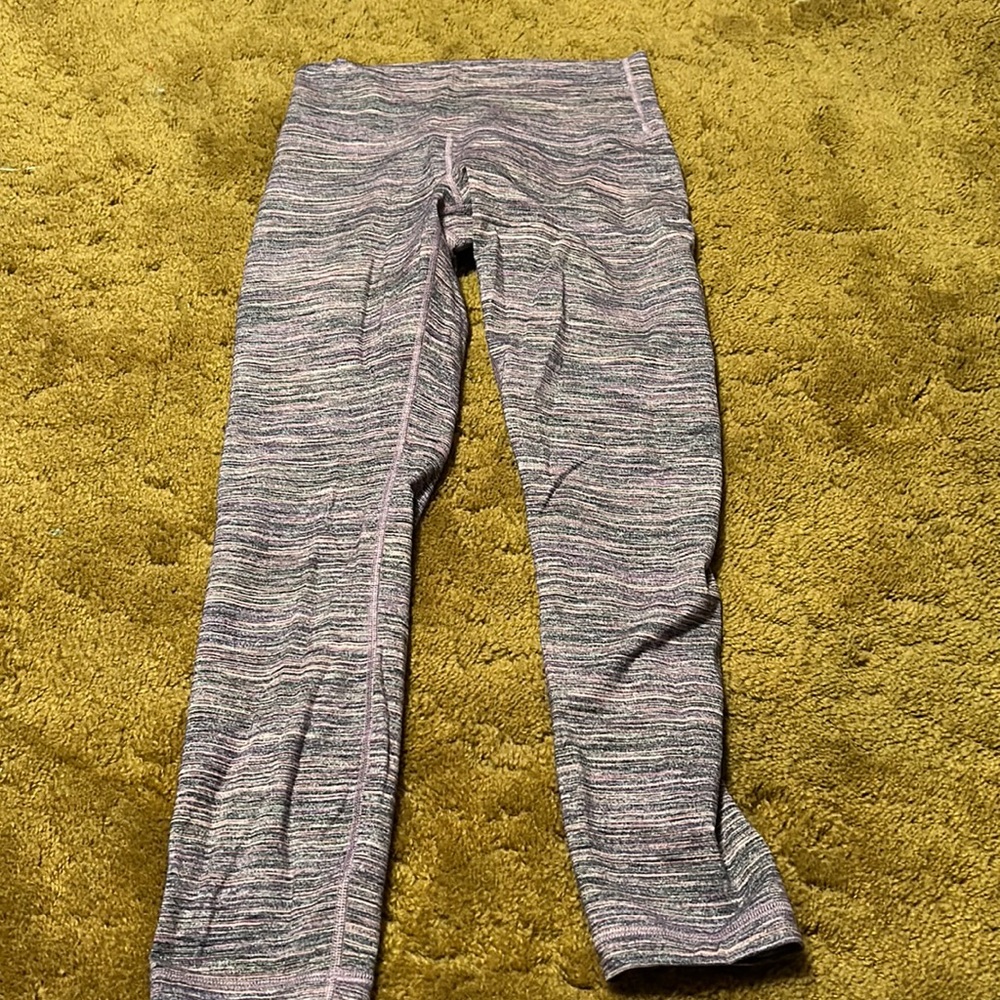 Lululemon leggings size 6 great condition